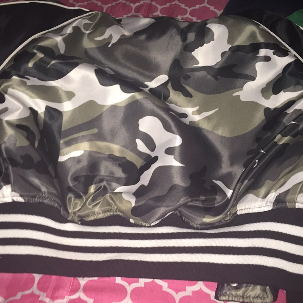 Puff jacket - Picture 4 of 4